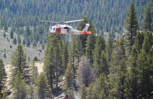 Practice rescue operation by the US Navy at the PCT Kern South Fork bridge.