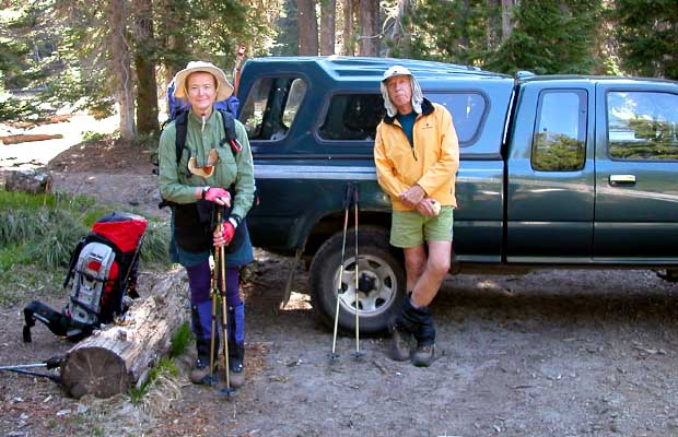 2003: At the Cold Springs trailhead with Lee Sampson from Australia.