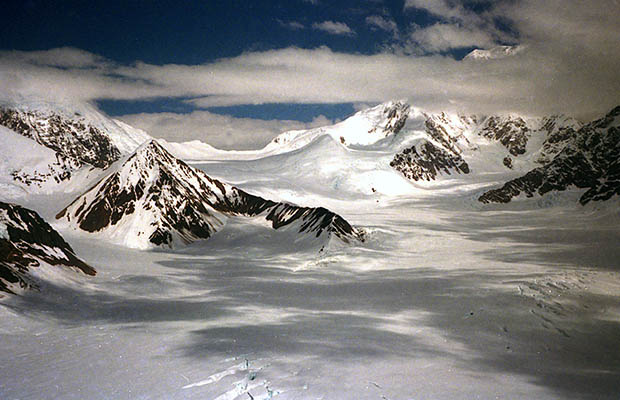 Flying up to the Kahiltna Base Camp along the glacier of the same name