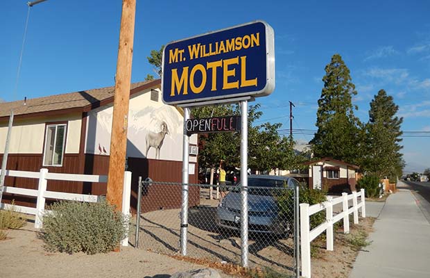 The most excellent motel for PCT & JMT hikers in the town of Independence