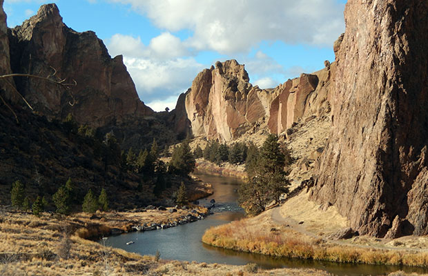 Crooked River in Smith Rock State Park - Oregon