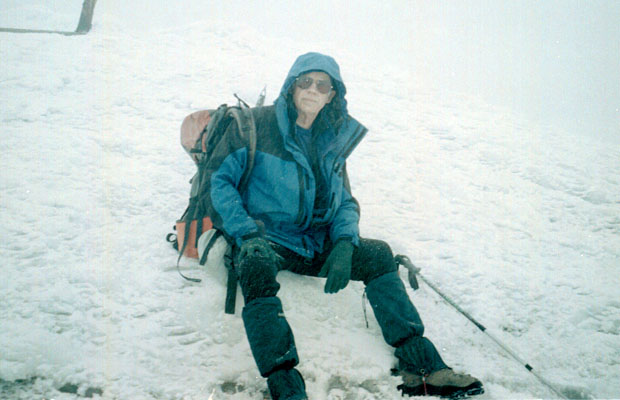 2001: On the summit of Adams in white-out conditions - nothing to see here!
