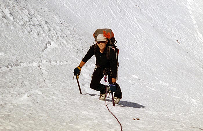 1997: Peter front-pointing the very steep snow gully below the summit ridge